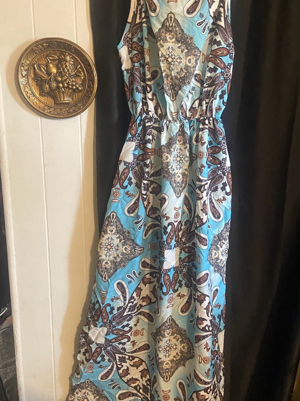 Sleeveless Paisley Print Maxi Dress in Blue